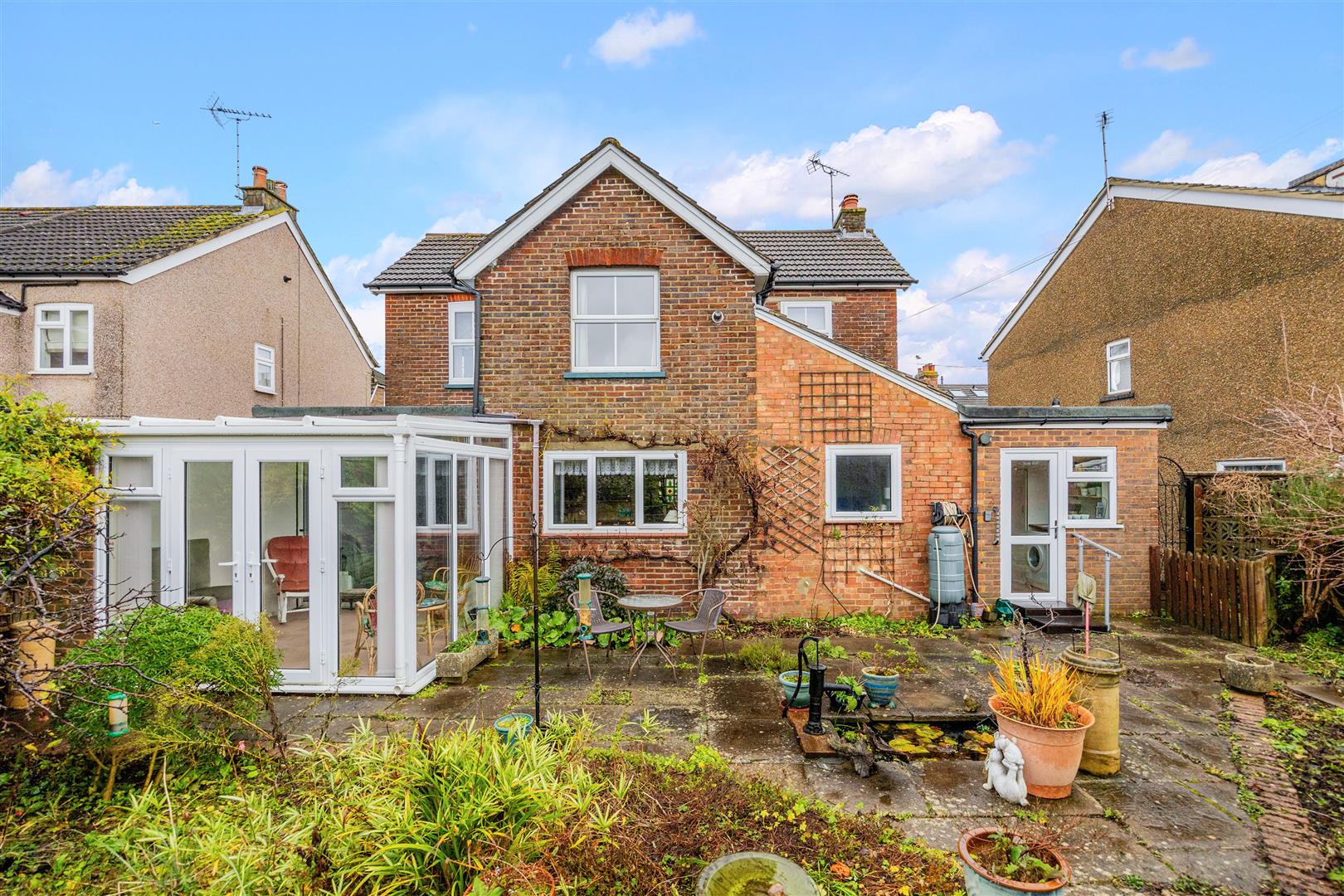 Ferndale Road, Banstead Williams Harlow Estate Agents Cheam & Banstead